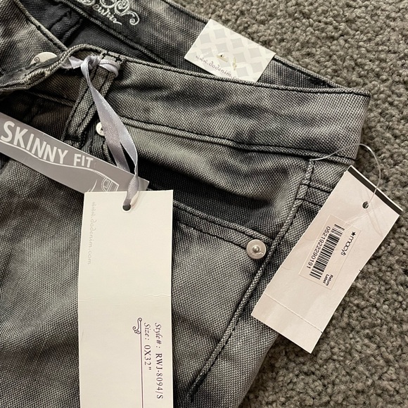 Jeans - Picture 8 of 8